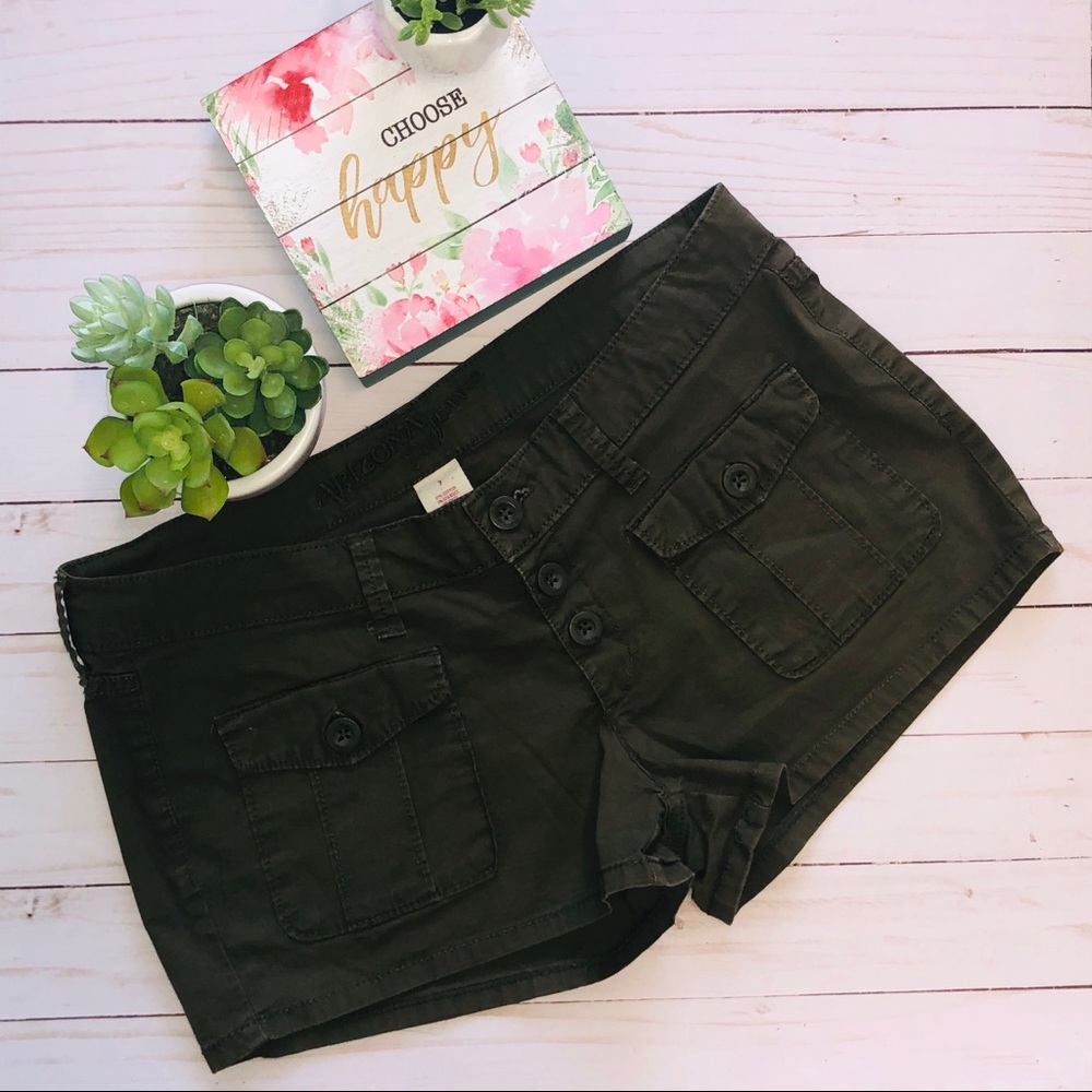 Arizona Jean Company Olive Green Cargo Pocket Women’s Shorts